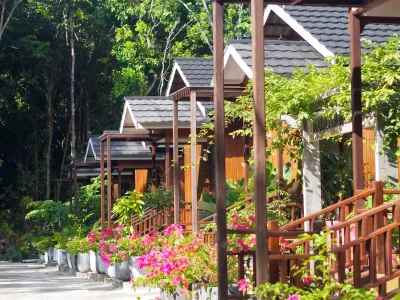Seaview chalet exterior