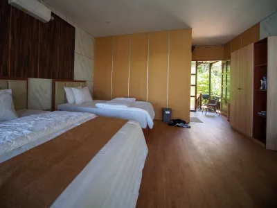 Seaview chalet twin beds